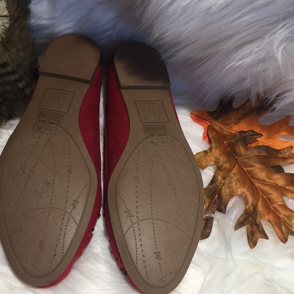 Dolce Vita Red slip on shoes - Picture 3 of 5